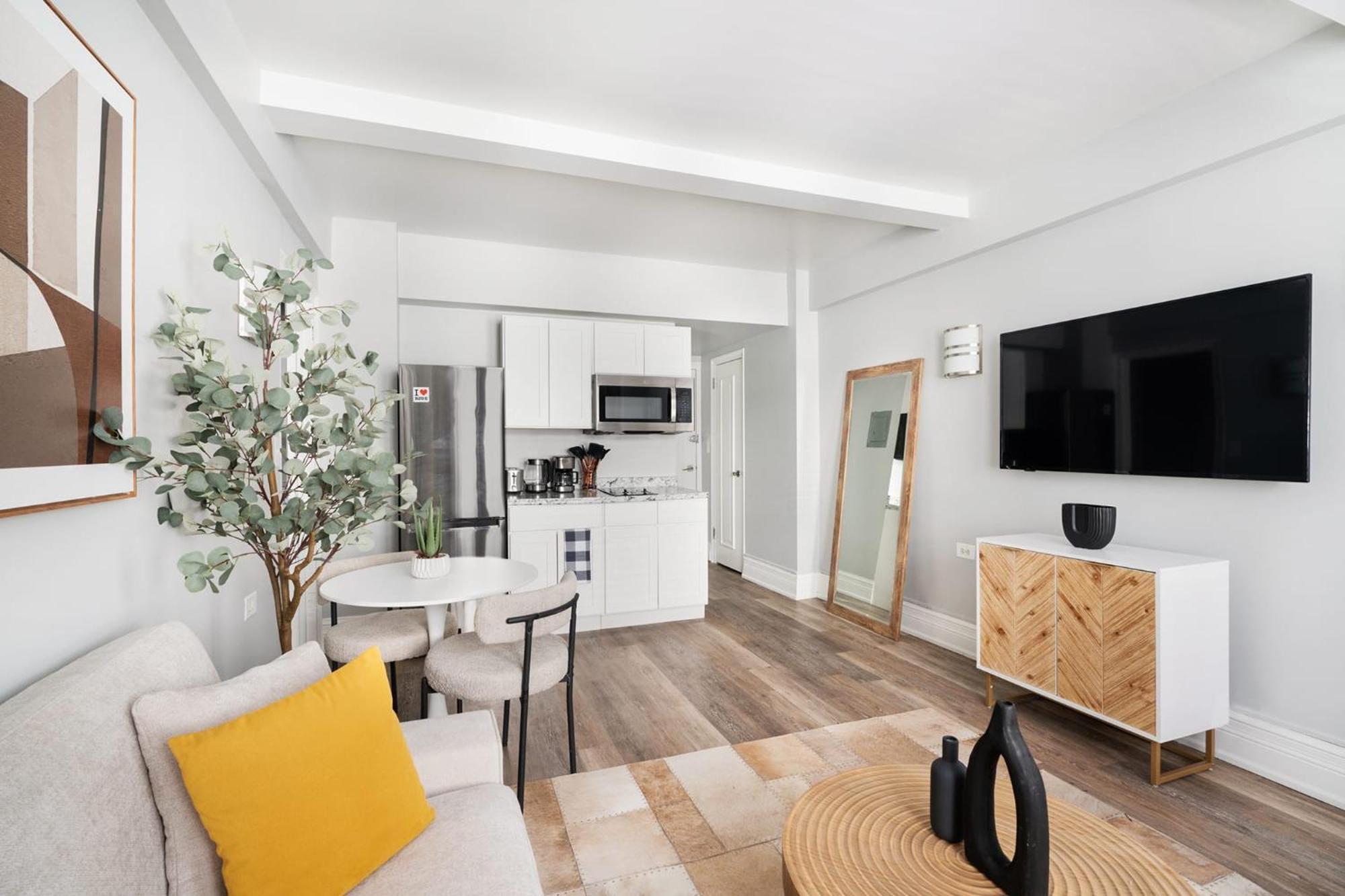 73-406 New 1br 1bth Uws Doorman Gym Apartment *