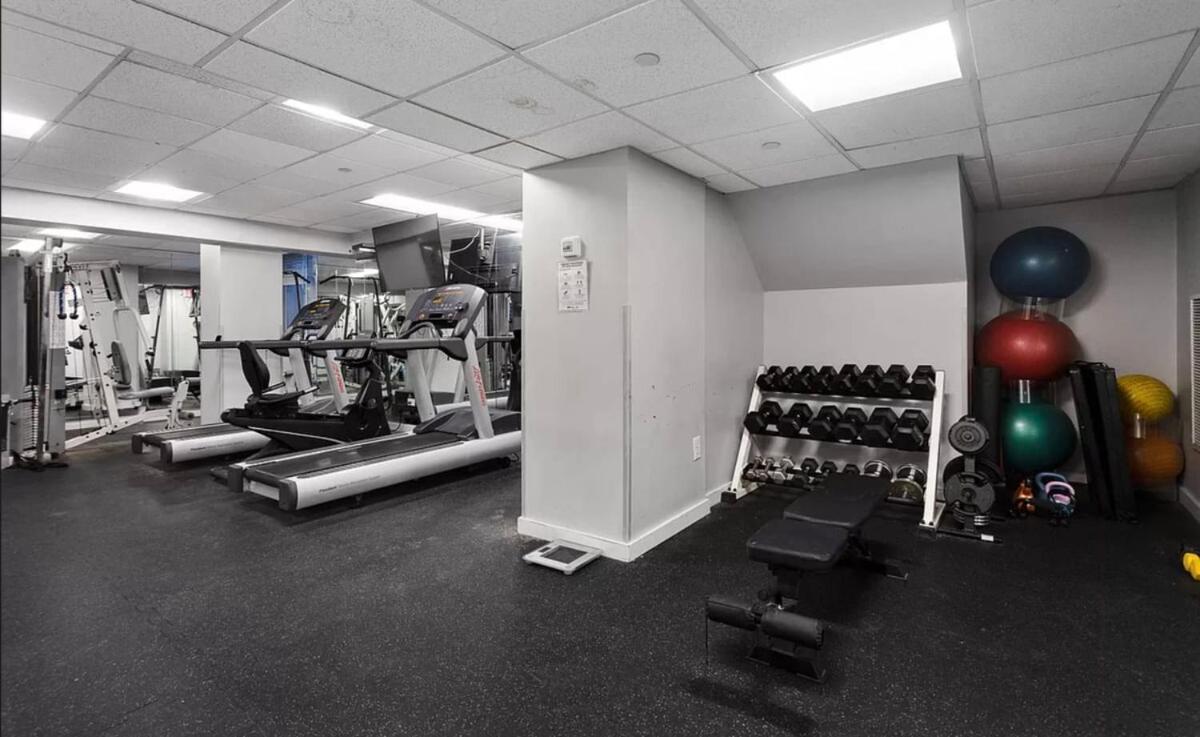 73-406 New 1br 1bth Uws Doorman Gym Apartment New York
