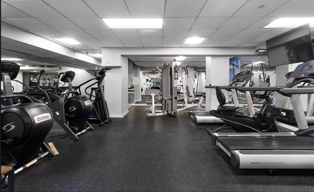 73-406 New 1br 1bth Uws Doorman Gym *