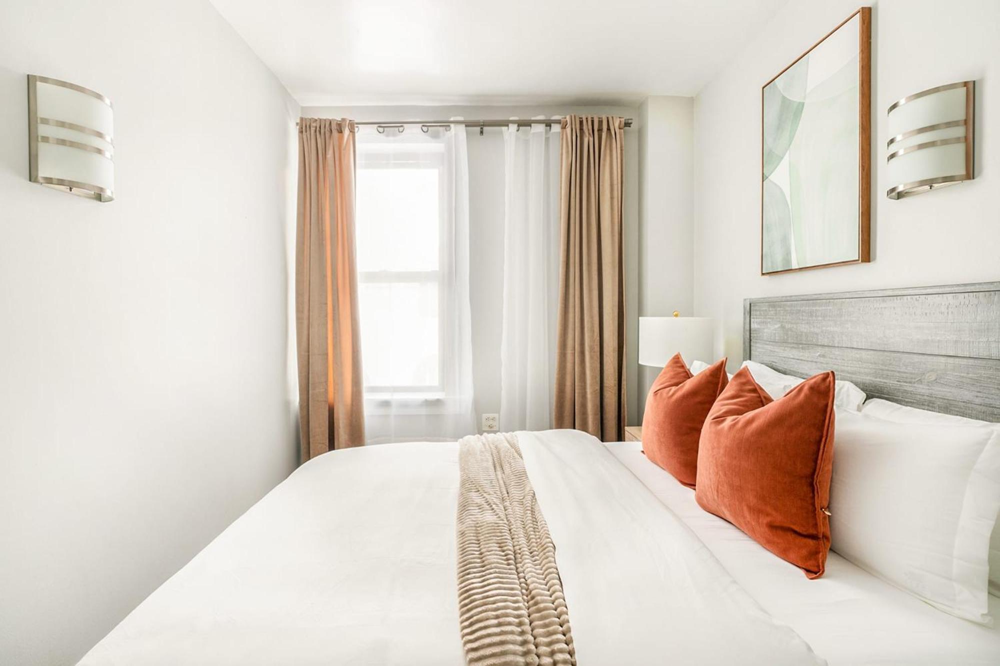 73-406 New 1br 1bth Uws Doorman Gym